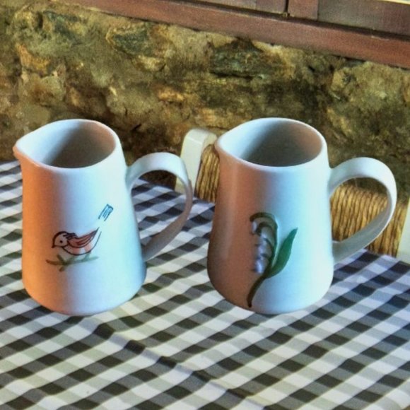 Pair of Stoneware Creamers Little Birdie & Bluebell Flower Country Kitchen Decor - Picture 1 of 7